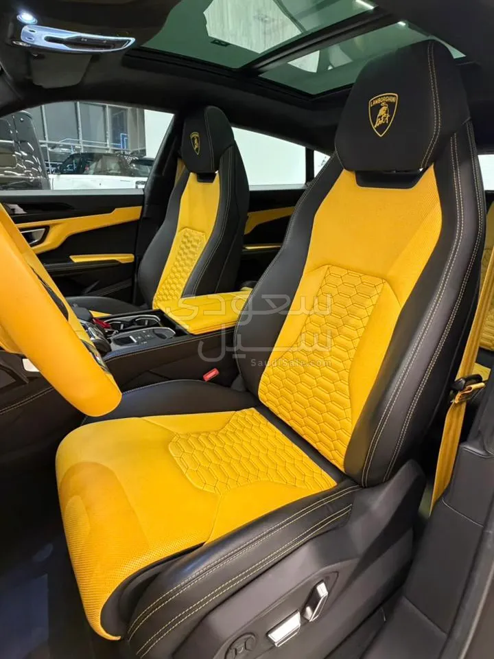 2022 لمبرجيني اوروس