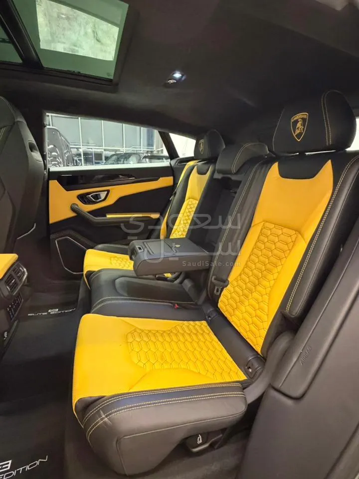 2022 لمبرجيني اوروس