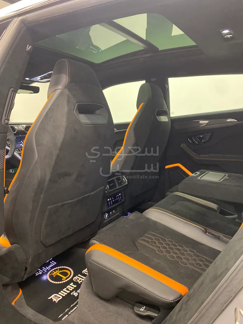 2023 لمبرجيني اوروس بيرفورمانتي