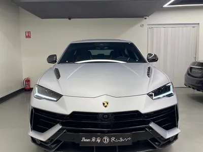 2023 لمبرجيني اوروس بيرفورمانتي