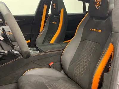 2023 لمبرجيني اوروس بيرفورمانتي