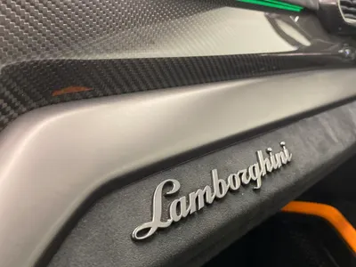 2023 لمبرجيني اوروس بيرفورمانتي