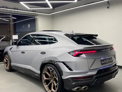 2023 لمبرجيني اوروس بيرفورمانتي