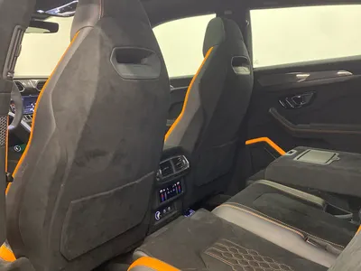 2023 لمبرجيني اوروس بيرفورمانتي