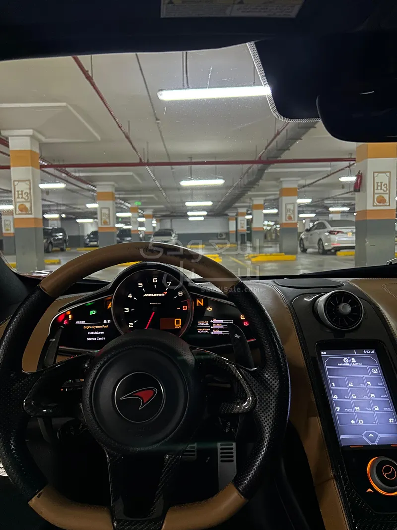 2012 مكلارين إم بي 4