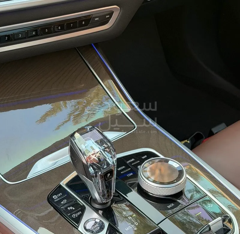 2022 بي ام دبليو الفئة اكس 7