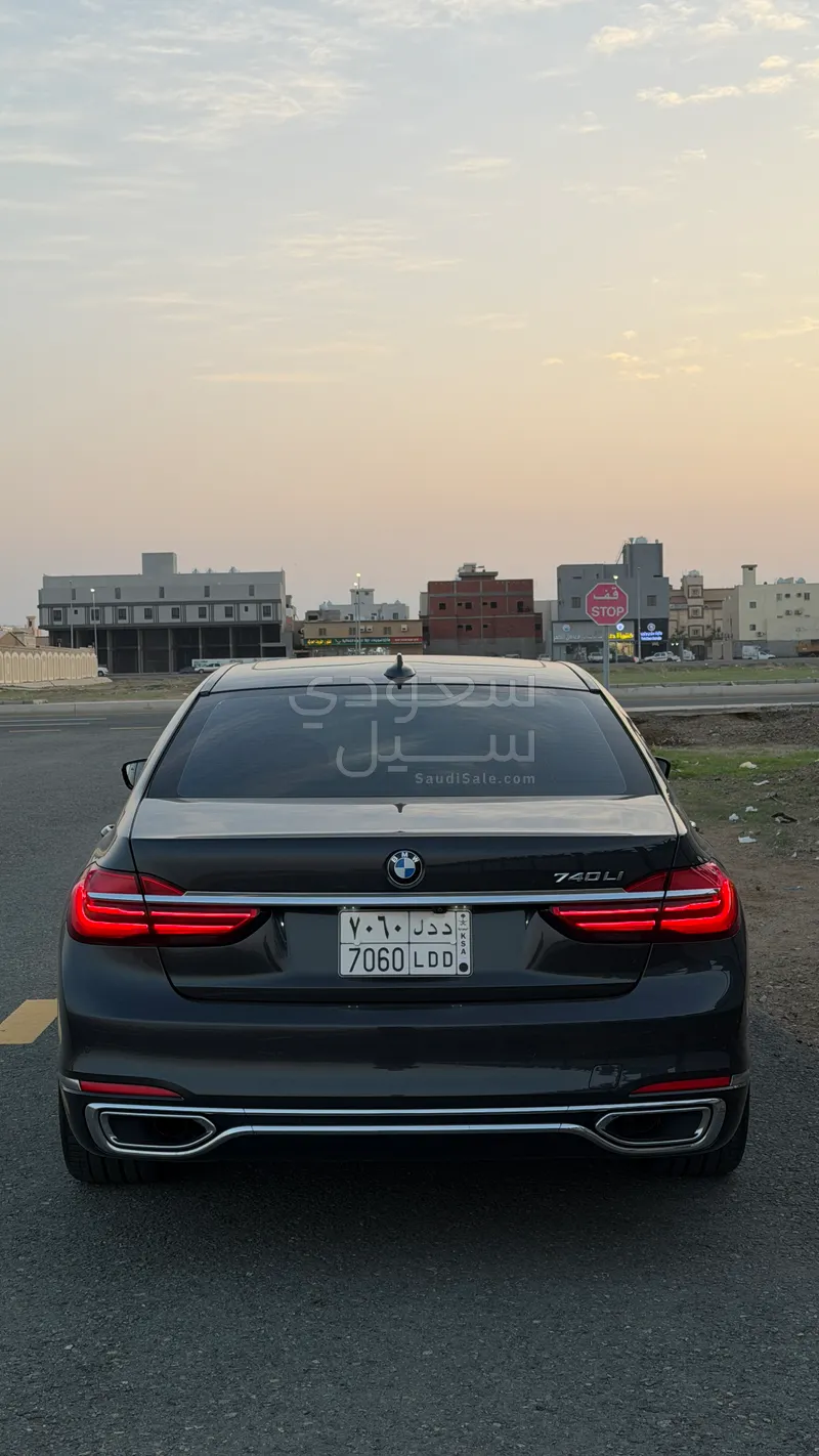 2018 بي ام دبليو الفئة السابعة 740 إل أي