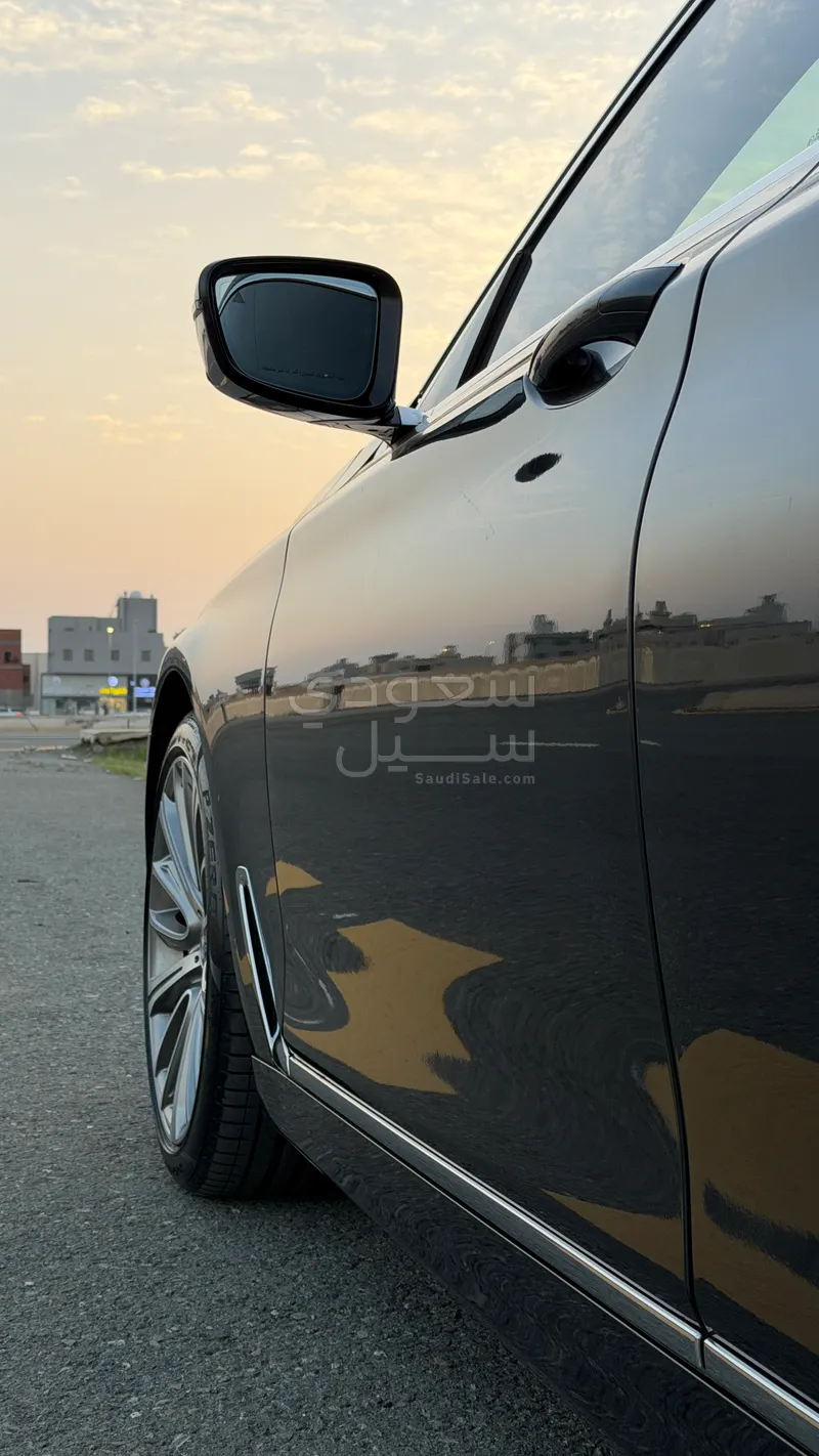 2018 بي ام دبليو الفئة السابعة 740 إل أي