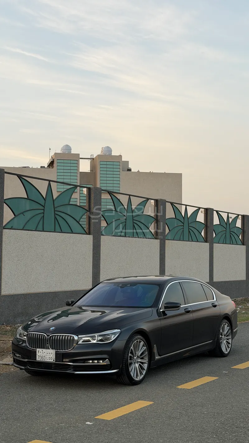2018 بي ام دبليو الفئة السابعة 740 إل أي