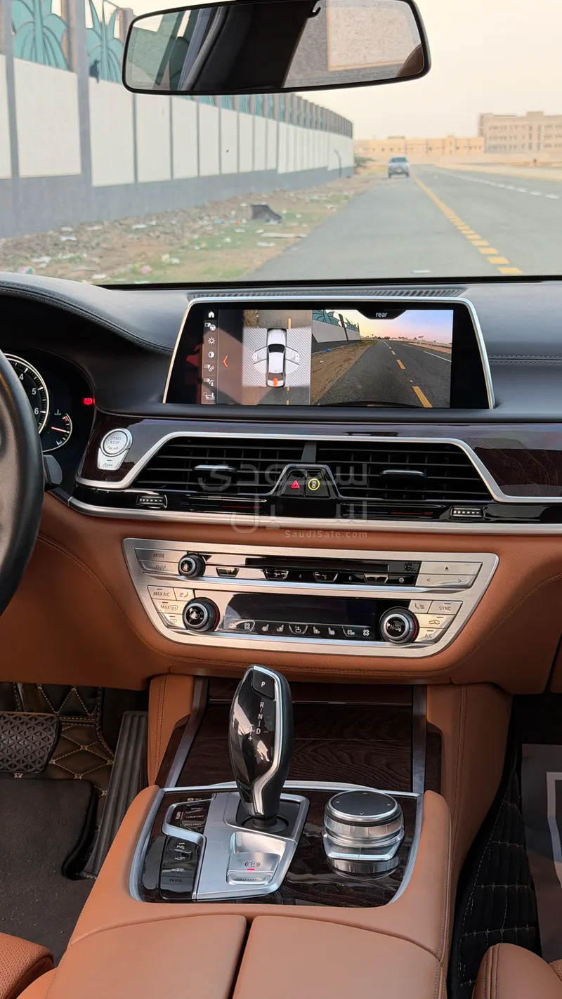 2018 بي ام دبليو الفئة السابعة 740 إل أي