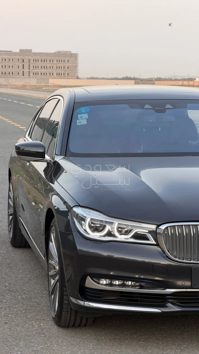 2018 بي ام دبليو الفئة السابعة 740 إل أي