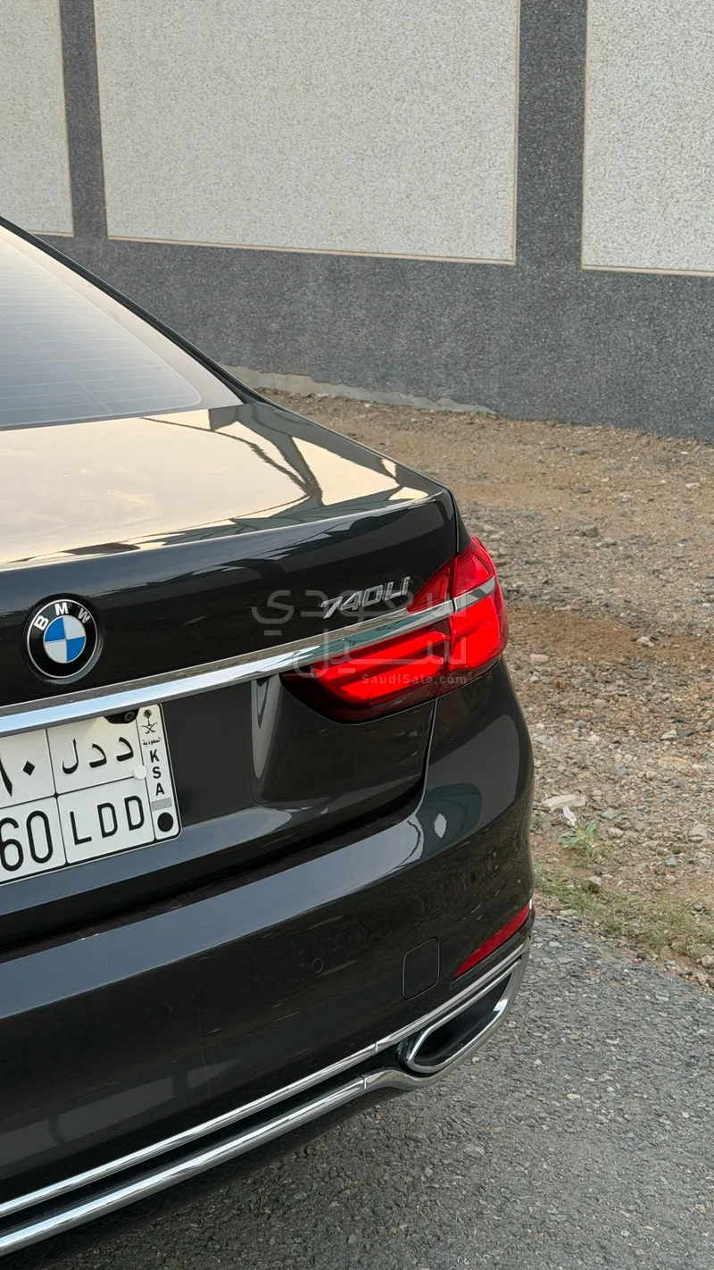 2018 بي ام دبليو الفئة السابعة 740 إل أي