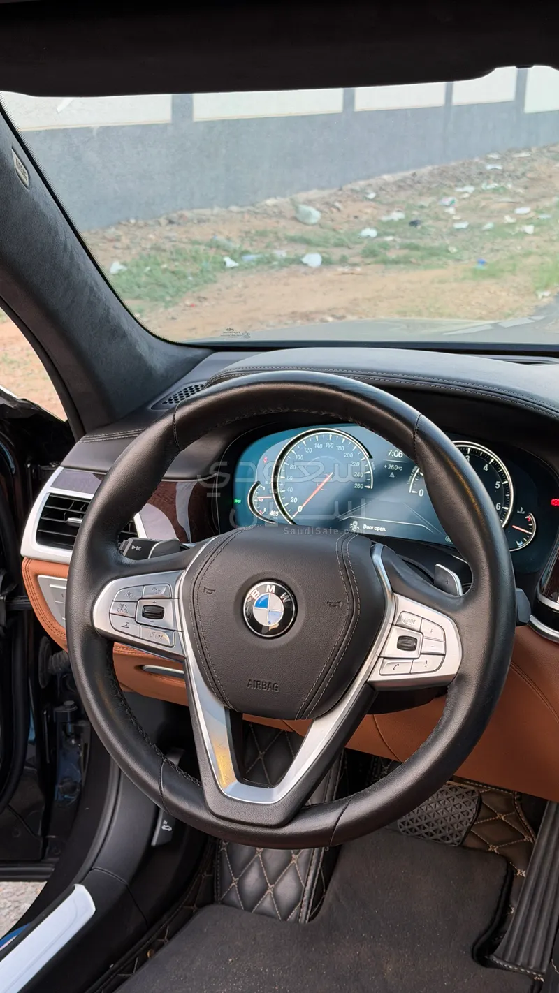 2018 بي ام دبليو الفئة السابعة 740 إل أي