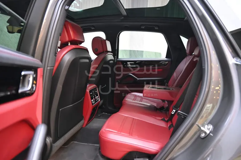 2019 بورش كايين اس