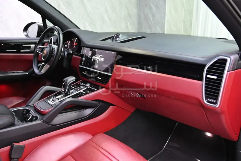 2019 بورش كايين اس