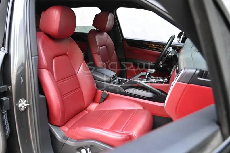 2019 بورش كايين اس