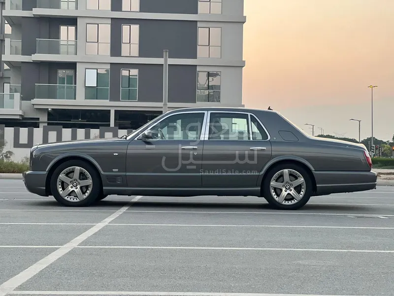 2006 بنتلي ارناج