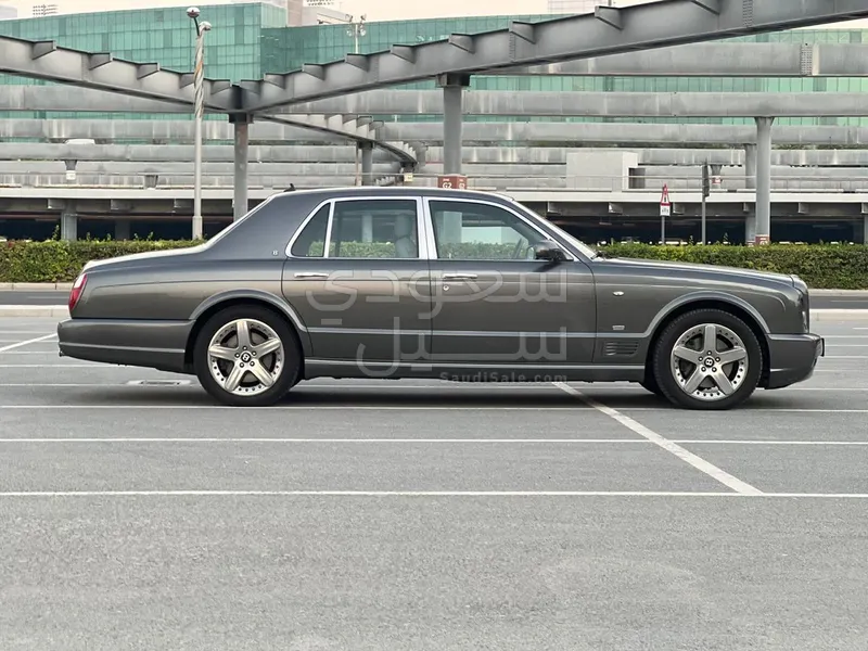 2006 بنتلي ارناج