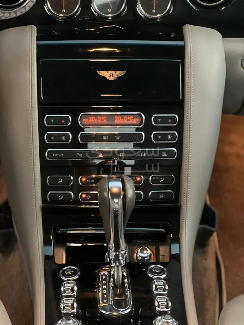 2006 بنتلي ارناج