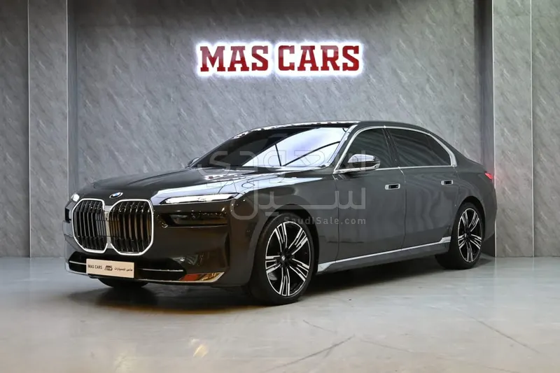2024 بي ام دبليو الفئة السابعة 735أي