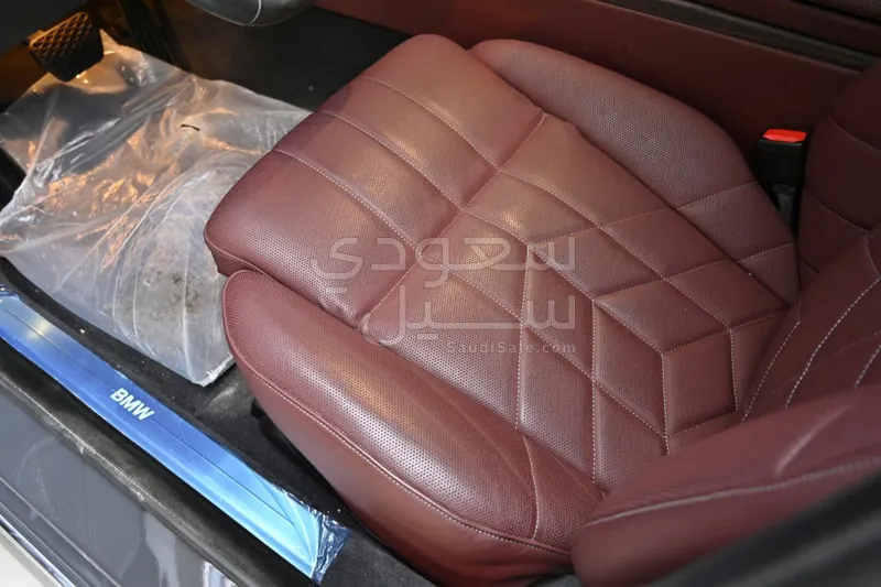 2024 بي ام دبليو الفئة السابعة 735أي