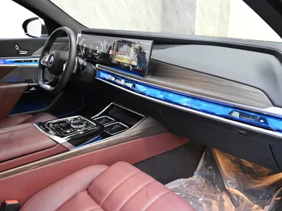 2024 بي ام دبليو الفئة السابعة 735أي