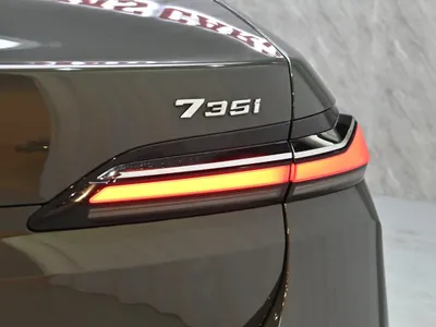 2024 بي ام دبليو الفئة السابعة 735أي