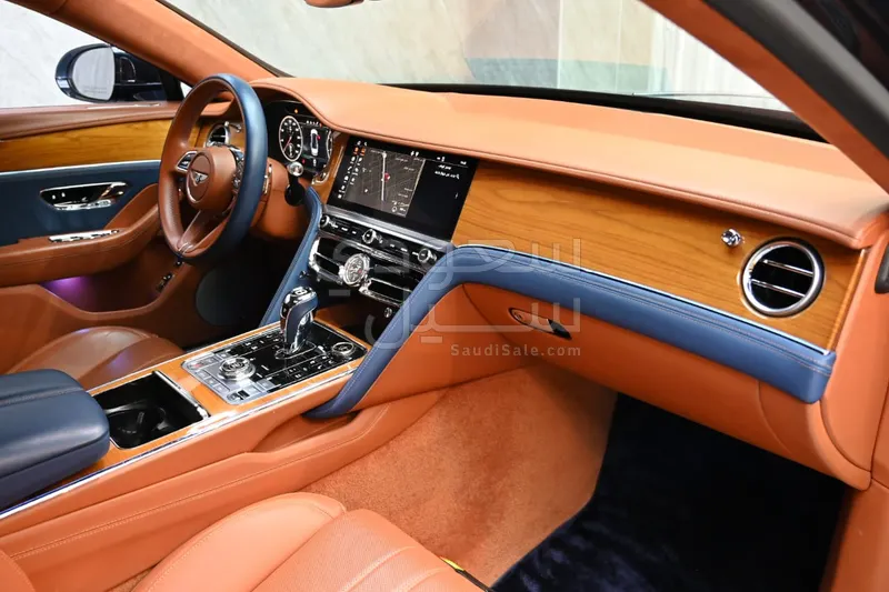 2021 بنتلي كونتيننتل فلاينج سبير سبيد