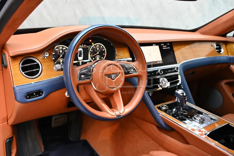 2021 بنتلي كونتيننتل فلاينج سبير سبيد