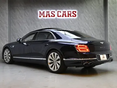 2021 بنتلي كونتيننتل فلاينج سبير سبيد