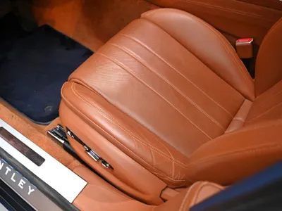 2021 بنتلي كونتيننتل فلاينج سبير سبيد