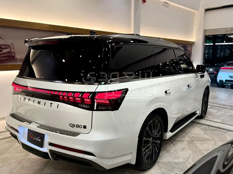 2025 Infiniti QX 80