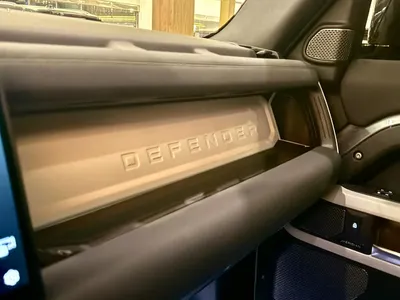 2024 Land Rover Defender 90