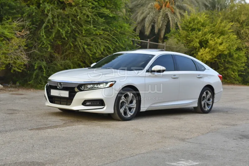 2019 هوندا اكورد اي اكس ال