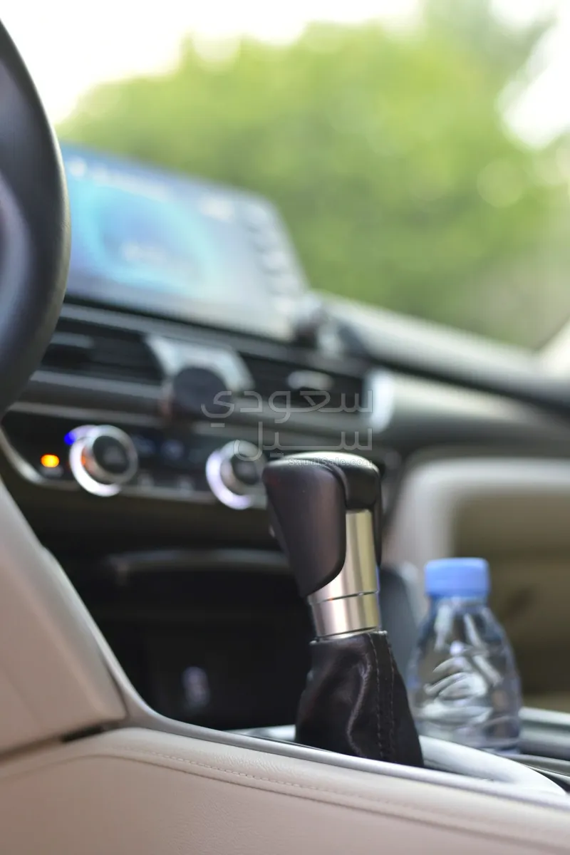 2019 هوندا اكورد اي اكس ال