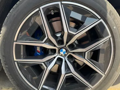 2024 بي ام دبليو الفئة الخامسة 520 أي إم كت