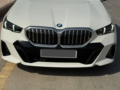 2024 بي ام دبليو الفئة الخامسة 520 أي إم كت