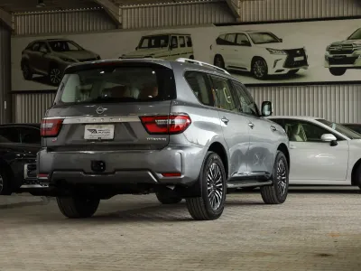 2023 نيسان باترول تيتانيوم