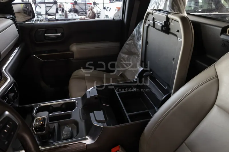 2022 شفروليه سلفرادو زد 71