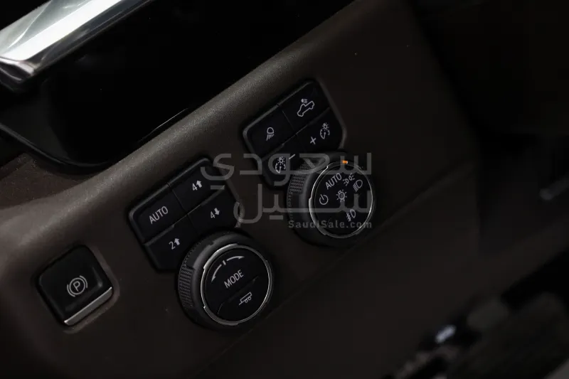 2022 شفروليه سلفرادو زد 71