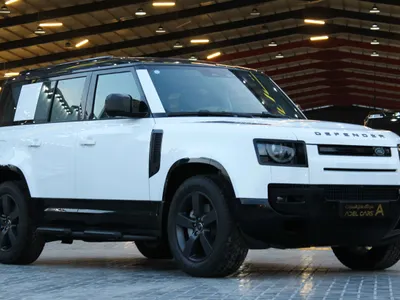 2025 Land Rover Defender X dynamic
