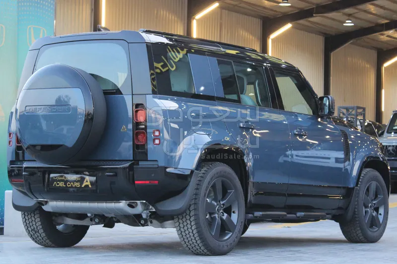 2025 Land Rover Defender 110