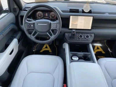 2025 Land Rover Defender 110
