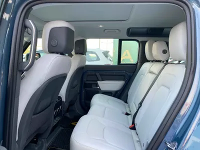 2025 Land Rover Defender 110