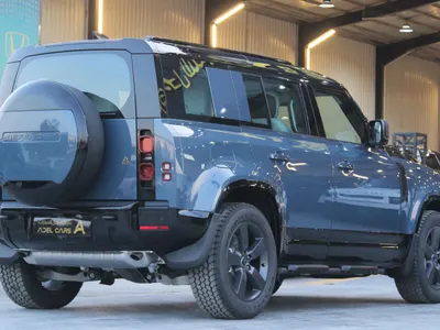 2025 Land Rover Defender 110