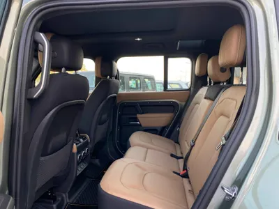 2025 Land Rover Defender HSE