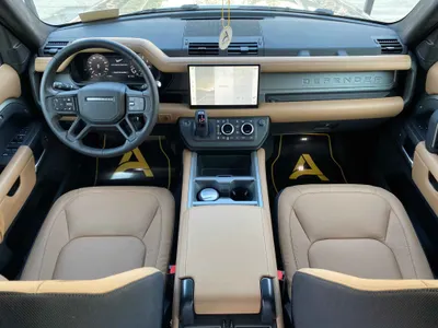 2025 Land Rover Defender HSE