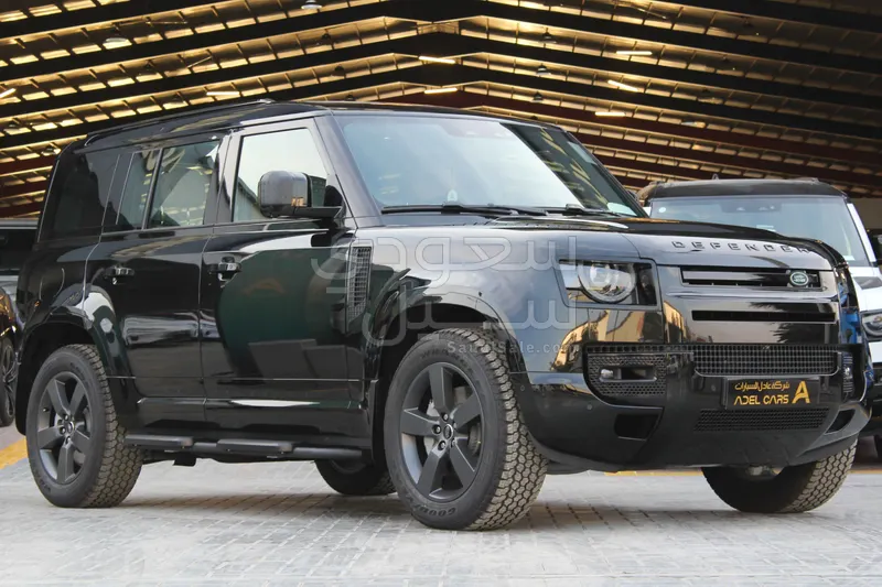 2025 Land Rover Defender X dynamic