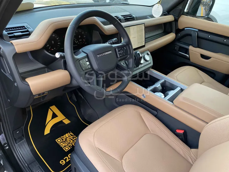 2025 Land Rover Defender X dynamic