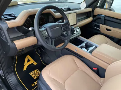 2025 Land Rover Defender X dynamic